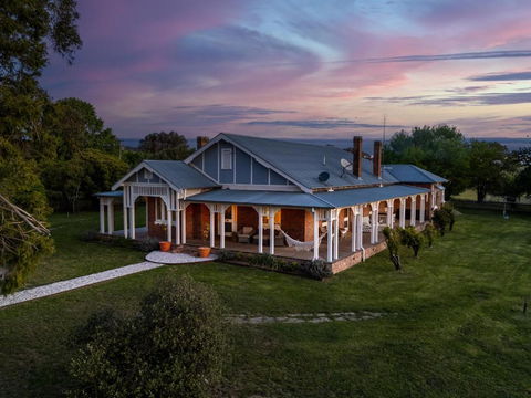 Experience The Charm Of Little Plains Homestead - Accommodation 4U 1
