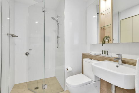 Fabulous Corporate Apartment Macquarie Park M907 - Accommodation 4U 3