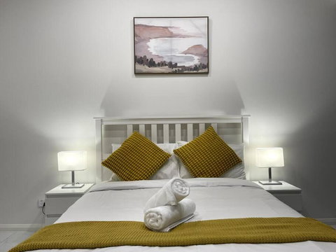 Family Home@Eastwood - Accommodation 4U 2
