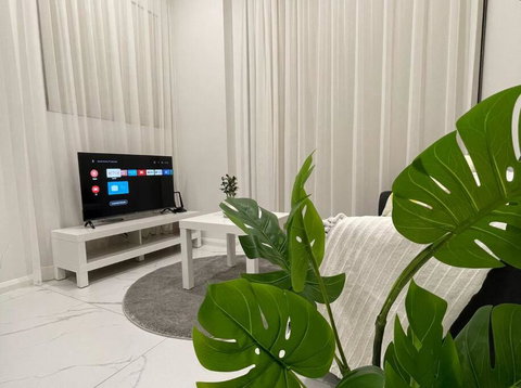 Family Home@Eastwood - Accommodation 4U 3