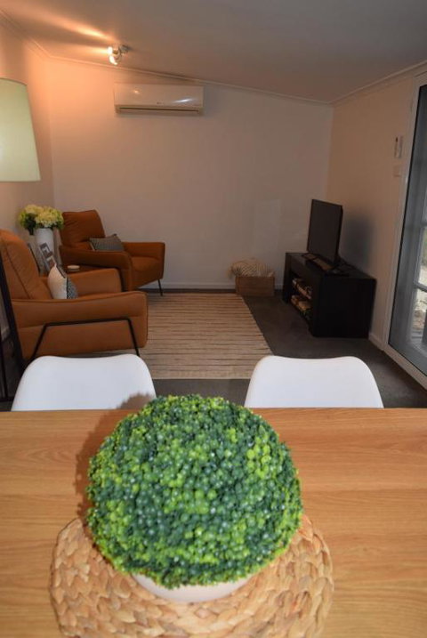 Fitzroy House - Federation Charm Near Town Centre - Accommodation 4U 1