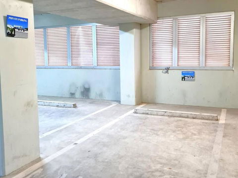 Glam Apartment 21 - Accommodation 4U 1