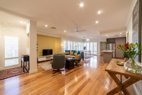 Greenmount Getaway - Accommodation 4U 0