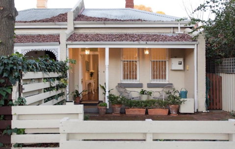 Gorgeous Subiaco Cottage - Accommodation 4U 0