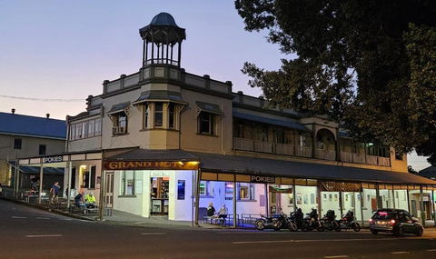 Grand Hotel Mount Morgan - Accommodation 4U 0