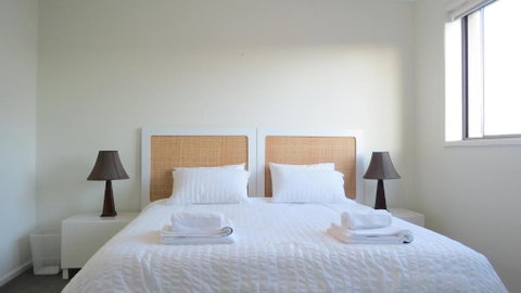 GREENWAY WATERS Apartments - Accommodation 4U 4