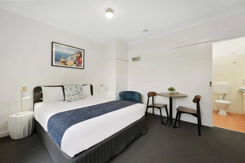 Hamilton Lakeside Motel - Accommodation 4U 2