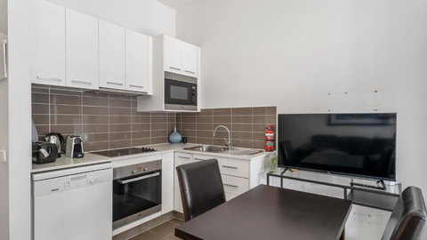 Hangar - Accommodation 4U 3