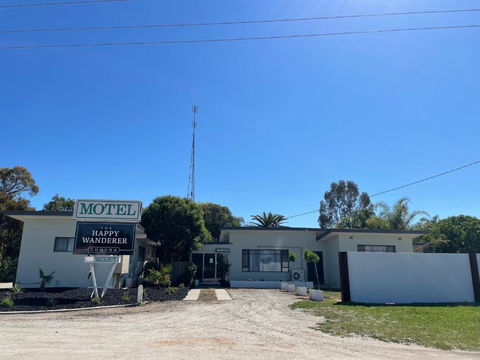 Happy Wanderer Motel Cohuna 70s Style - Accommodation 4U 1