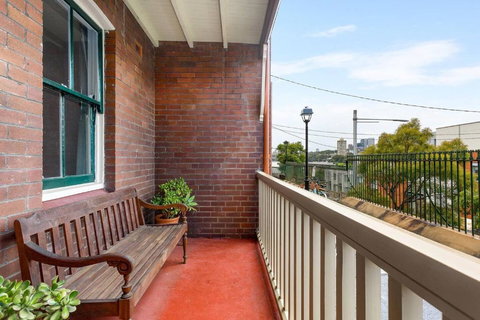 Harbourfront Meets Heritage Chic Near Barangaroo - Accommodation 4U 2