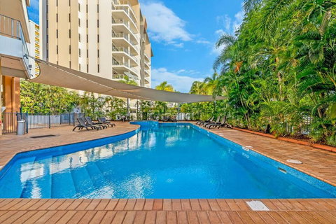 Harbourfront Resort - King Studio With Balcony & Pool - Accommodation 4U 1