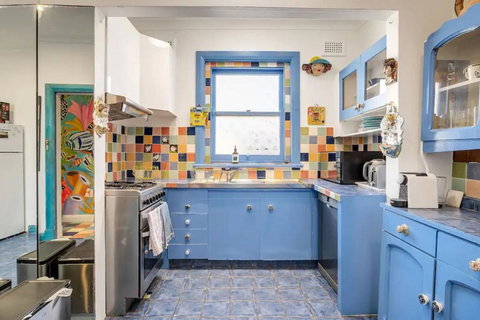 Harbourside Pad With Waterfront Views - Accommodation 4U 3