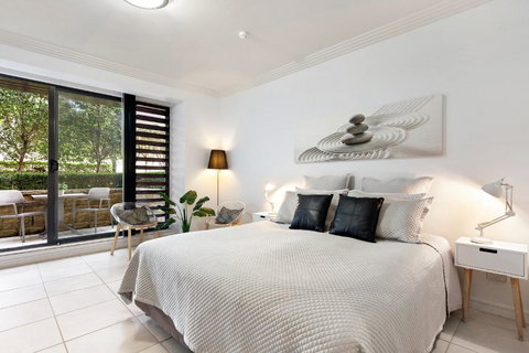 Harbourside Studio Apartment - Accommodation 4U 1