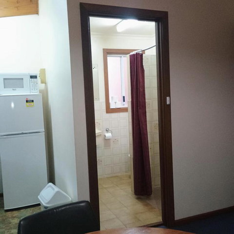 Hawker Holiday Cabins - Accommodation 4U 1