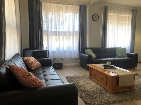 Heart Of The Farm Country Cottage In Tallarook - Accommodation 4U 2