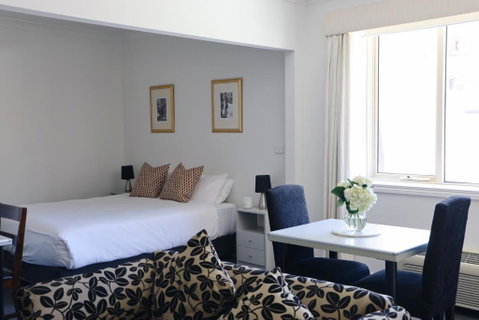 Hotel Collins - Accommodation 4U 1