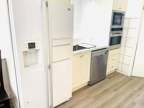 House In Thomastown - Accommodation 4U 2
