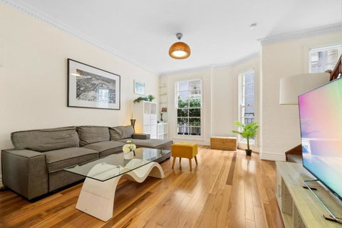 Ideally Located 3 BR With Parking & Central & Darling Harbour-10 Mins Walk - Accommodation 4U 2