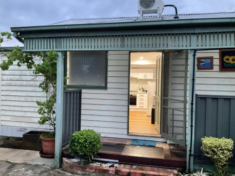 Hughesdale Private Studio - Accommodation 4U 1
