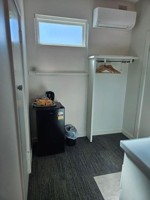 International Hotel Motel - Accommodation 4U 2