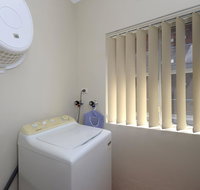 Adriana 6/83-85 Ronald Avenue - Accommodation 4U