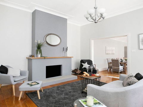 Advilla - Stylish, Charming And Central Location - Accommodation 4U 2