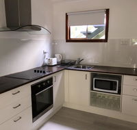 Airlie Getaway Unit 3 - Accommodation 4U