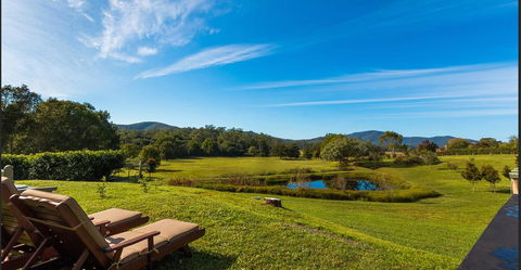 All About Me B & B - Accommodation 4U 0