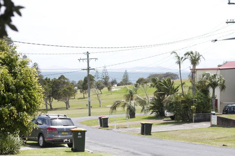 Almare, 7 Gowing Street - Accommodation 4U 0