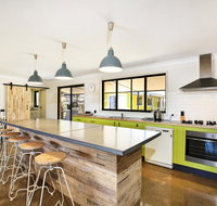 Aloha - Pet  Family Friendly - 10 Min Walk to Beach - Accommodation 4U