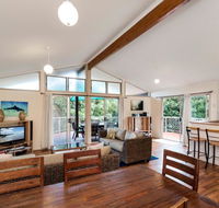 Amaroo House - Accommodation 4U