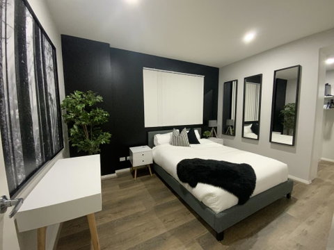Amazing New Apartment Penrith, Prime Location - Accommodation 4U 0