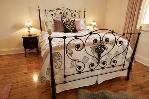 Amongst The Vines Deluxe Retreat - Accommodation 4U 2