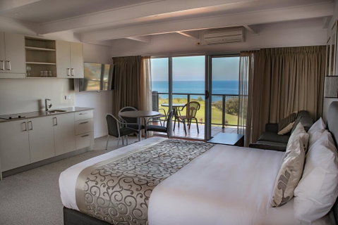 Amooran Oceanside Apartments And Motel - Accommodation 4U 1
