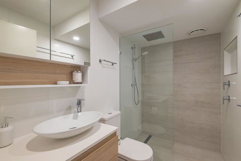 Anchorage - Riverfront Luxury On Gympie Terrace - Accommodation 4U 3