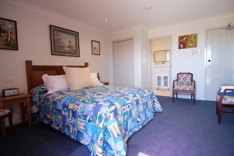 Anchors Aweigh - Accommodation 4U 1