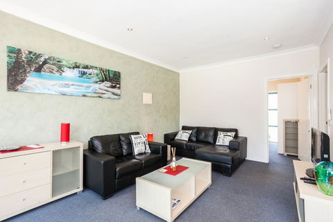 Anglesea River Apartments - 2 Bed Unit 2/4 - Accommodation 4U 2