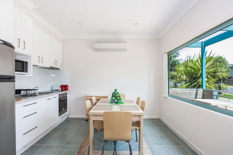 Anglesea River Apartments - 2 Bed Unit 2/4 - Accommodation 4U 3
