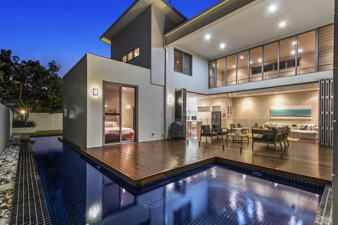 Angourie Beach House @ Corporate Boardies - Accommodation 4U 0
