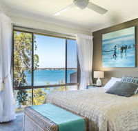 Anne's Waterfront Haven BB - Accommodation 4U