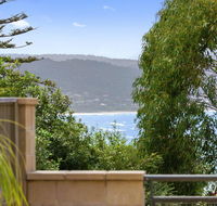 APARTMENT 23 PACIFIC APARTMENTS - sit on the deck and soak in the view - Accommodation 4U