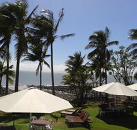 Apartment in Dolphin Heads Resort - Accommodation 4U