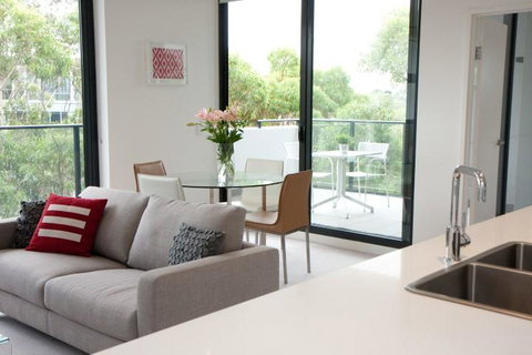 Apartment Saunders Close MP001 - Accommodation 4U 0