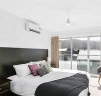 APOLLO 13 STUDIO - free wifi opposite beach - Accommodation 4U