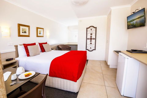 Apple & Grape Motel - Accommodation 4U 1