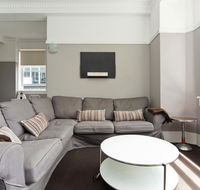 Apt - Sunny with Views - Accommodation 4U