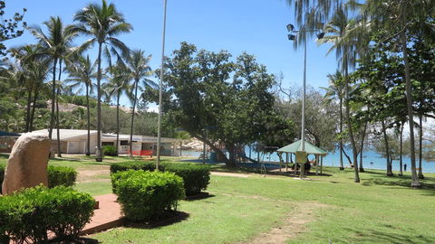 Arcadia Beach Unit 4 - Accommodation 4U 3