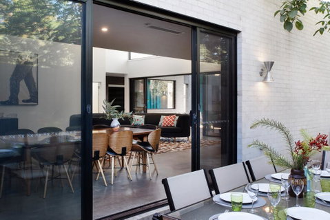 Arenas South - Accommodation 4U 2