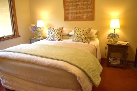 Arnold House - Accommodation 4U 3