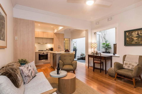Art Deco 2 Bed Sydney/Darlinghurst Gem - Accommodation 4U 1
